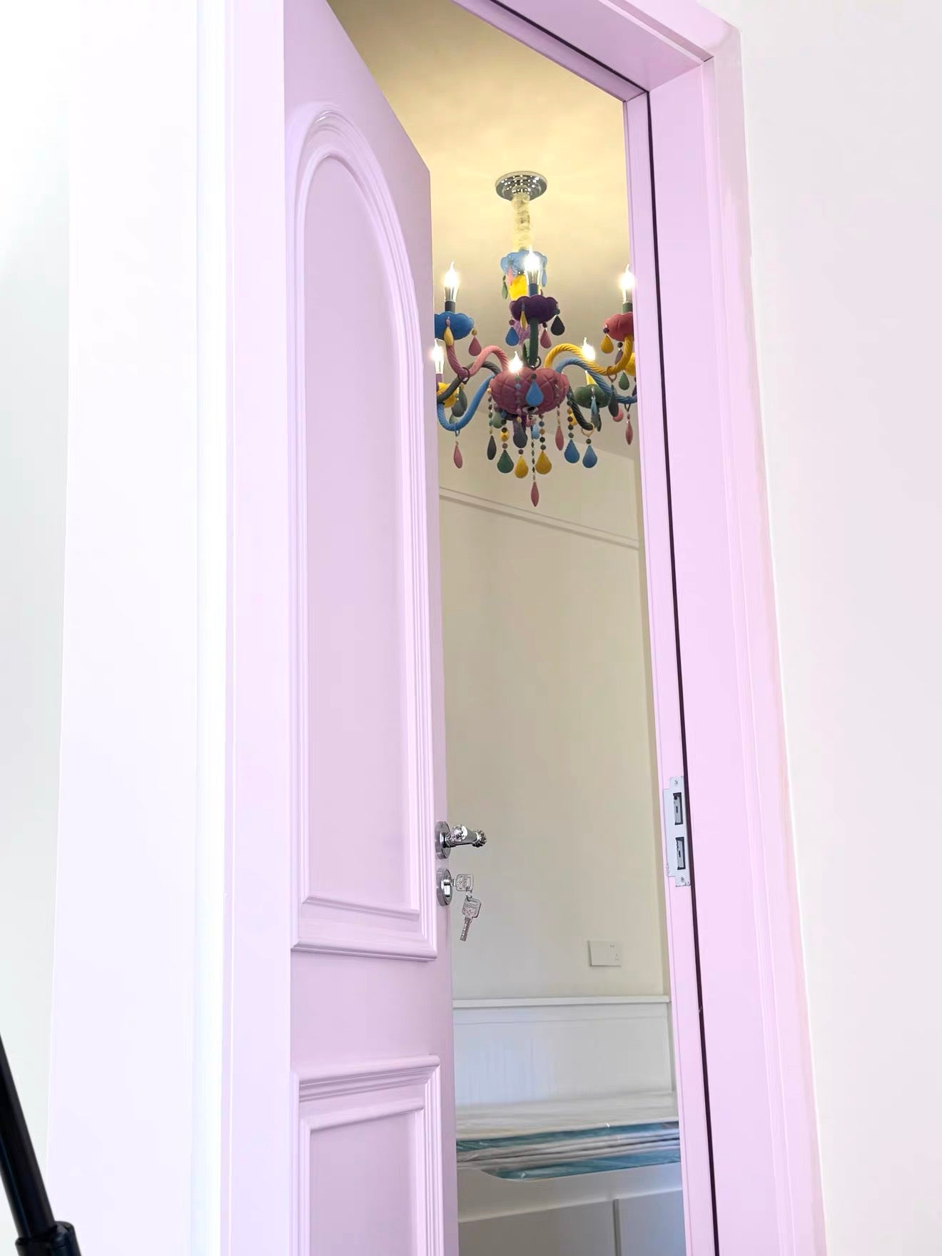 Macaron Color Resin Chandelier