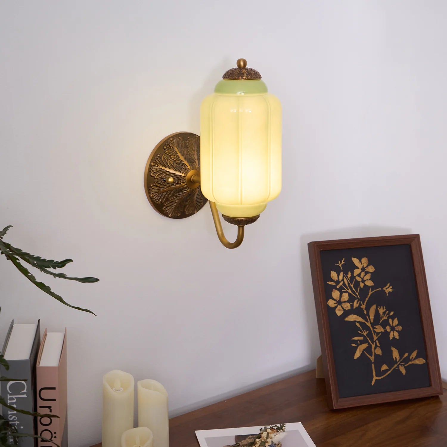 Eloise Glass Wall Lamp