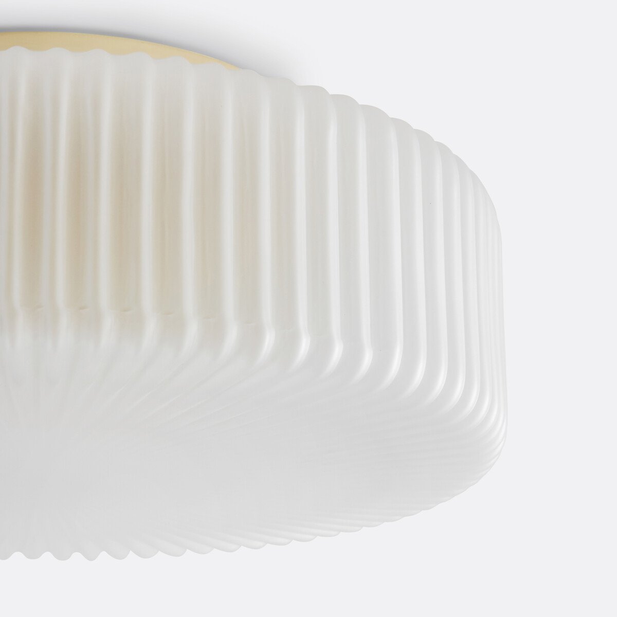 Ceiling light made of rippled glass white